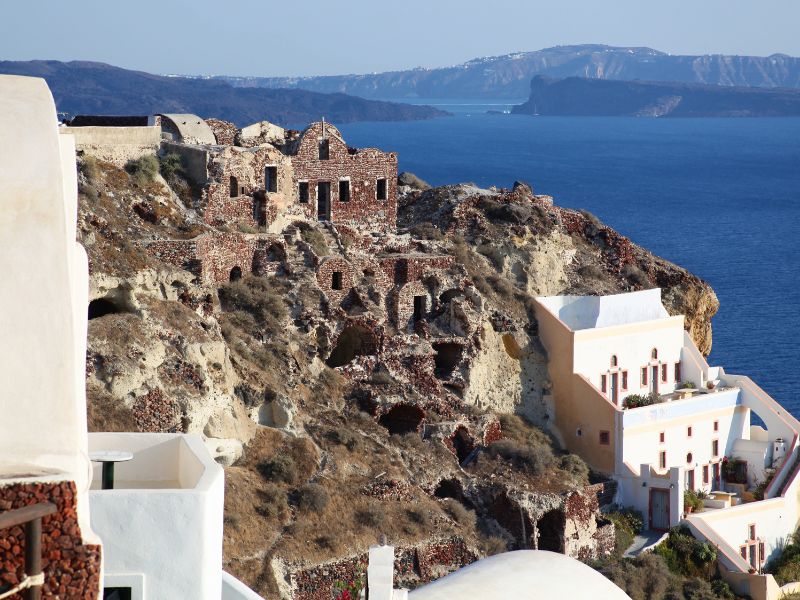 history of castle of oia