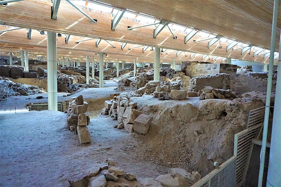 File:Telchines Road, Akrotiri, Thera in Santorini by Joy of Museums.jpg