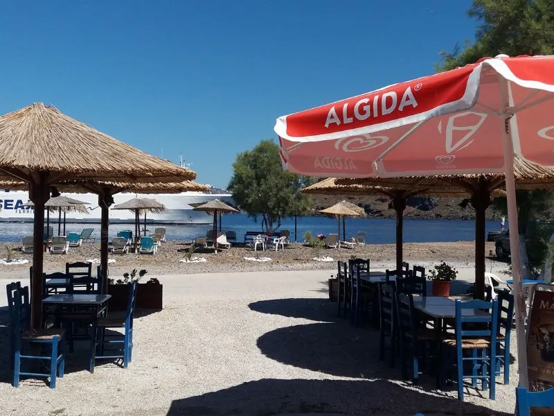 Agistri tis Thirassias in Santorini