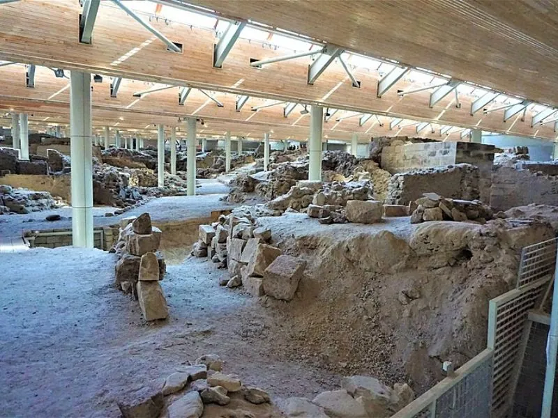 Telchines Street in Akrotiri
