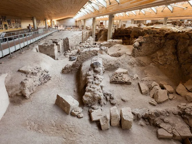 Triangle Square in Akrotiri